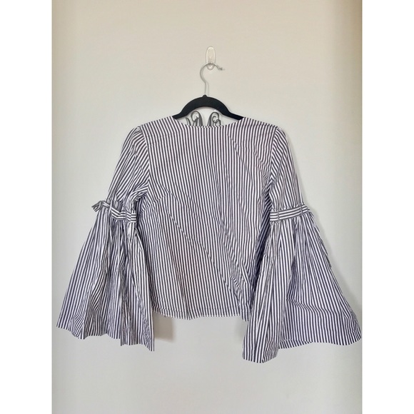 Tops - blue & white bell sleeve top